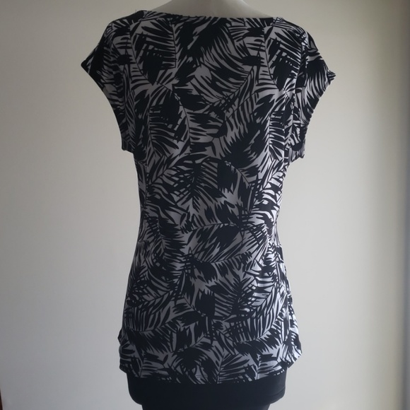 Christopher Banks Palm Print Women's Dress Top Shorts Sleeve Medium Black White - Picture 4 of 8